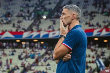 Jornalistas sugerem nomes de técnicos ao Botafogo e torcedores definem: “Vojvoda seria o ideal”
