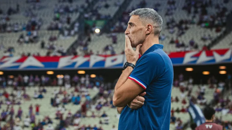 Jornalistas sugerem nomes de técnicos ao Botafogo e torcedores definem: “Vojvoda seria o ideal”