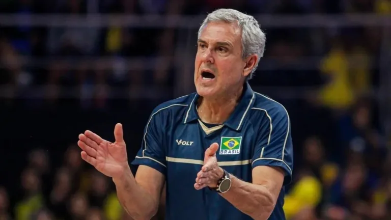 José Roberto Guimarães relaciona 16 jogadoras para a última semana da VNL sem Kika Motta e Aline Segato