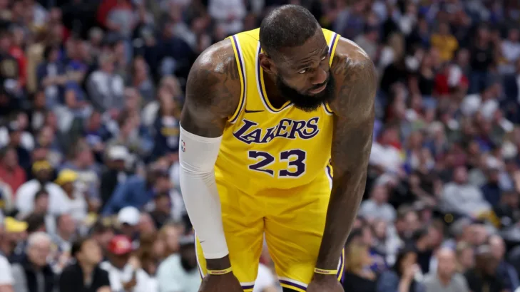LeBron James entra na mira do Dallas Mavericks em caso de saída do Los Angeles Lakers LeBron James entra na mira do Dallas Mavericks em caso de saída do Los Angeles Lakers