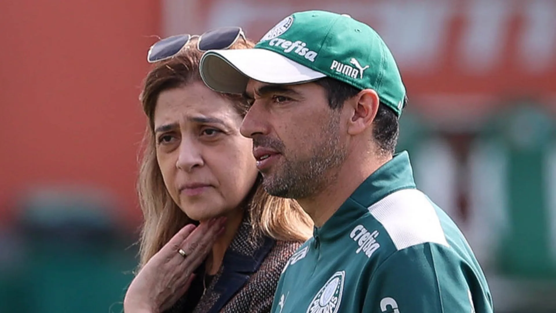 Facincani cobra jogadores “robustos” no Palmeiras e alerta sobre disputa em 2025: “O Flamengo está contratando todo mundo”