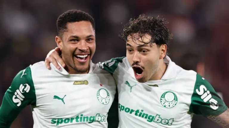 Palmeiras aumenta chances de classificação para a Libertadores 2026; Flamengo e Cruzeiro lideram ranking