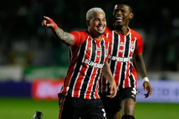 Luciano e Ferreirinha dividem mérito pela vitória do São Paulo sobre o Juventude: “Ainda bem que saiu o gol”