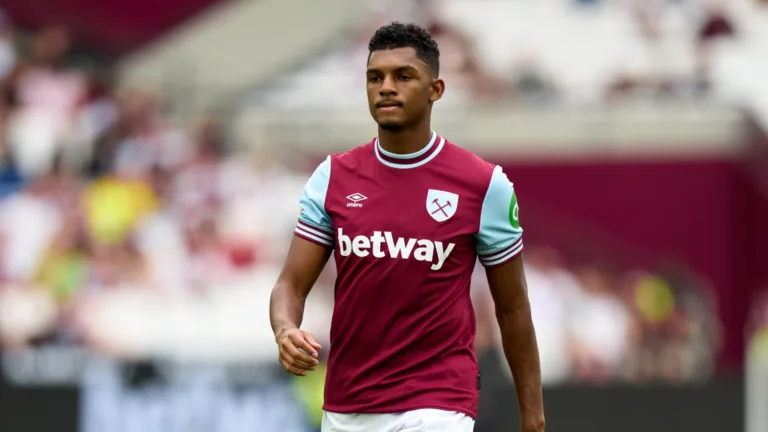 Botafogo negocia a contratação de Luis Guilherme, ex-Palmeiras, e torcedores reagem: “Era melhor o David Neres”