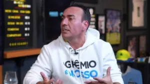 Pedro Ernesto diz que Grêmio precisa de Marcelo Marques, mas faz reflexão: “Será que vai desistir de novo?”