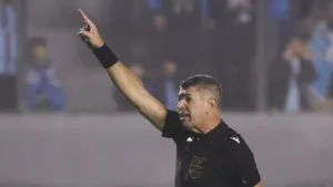 Marcelo de Lima Henrique elege erro em Flamengo x Vasco como o maior da carreira: “O gol foi impedido”