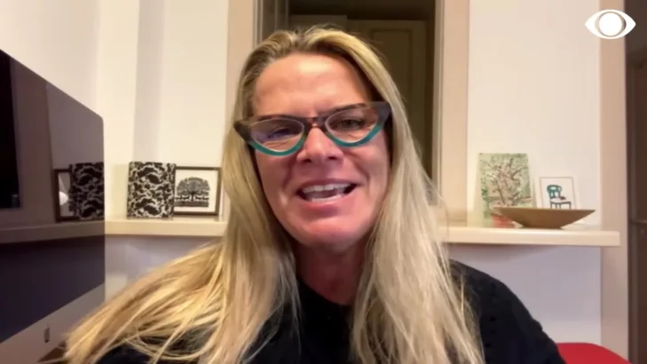 Torcedores lamentam possível saída de Mari Becker das transmissões com Fórmula 1 na Globo: “Não vou aguentar sem as entrevistas” Torcedores lamentam possível saída de Mari Becker das transmissões com Fórmula 1 na Globo: “Não vou aguentar sem as entrevistas”