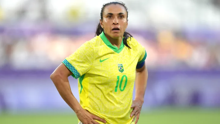 Marta fala sobre como se sente defendendo a seleção brasileira feminina na Copa América: “Aqui ninguém corre pela Marta, todas correm por todas” Marta fala sobre como se sente defendendo a seleção brasileira feminina na Copa América: “Aqui ninguém corre pela Marta, todas correm por todas”