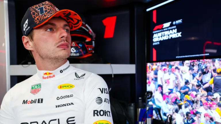 Cláusula de rescisão e mais: tudo sobre a possível transferência de Max Verstappen para a Mercedes F1