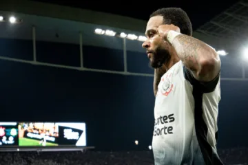 Craque Neto crava que Memphis Depay vai entrar na Justiça contra o Corinthians: “Vocês não tenham dúvida disso”