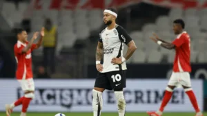 Luxemburgo acredita em equívoco do Corinthians na contratação de Memphis Depay: “Não tem qualidade, estava rejeitado na Europa”