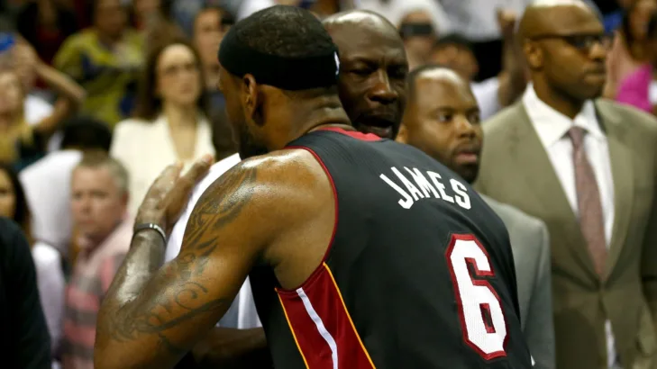 Michael Jordan, LeBron James e mais: a lista dos maiores jogadores da história da NBA Michael Jordan, LeBron James e mais: a lista dos maiores jogadores da história da NBA