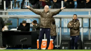 Milton Neves defende Dorival Júnior e vê Corinthians afundado em crise: “Nem Guardiola conseguiria fazer milagre”