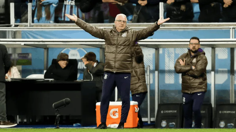 Milton Neves defende Dorival Júnior e vê Corinthians afundado em crise: “Nem Guardiola conseguiria fazer milagre”