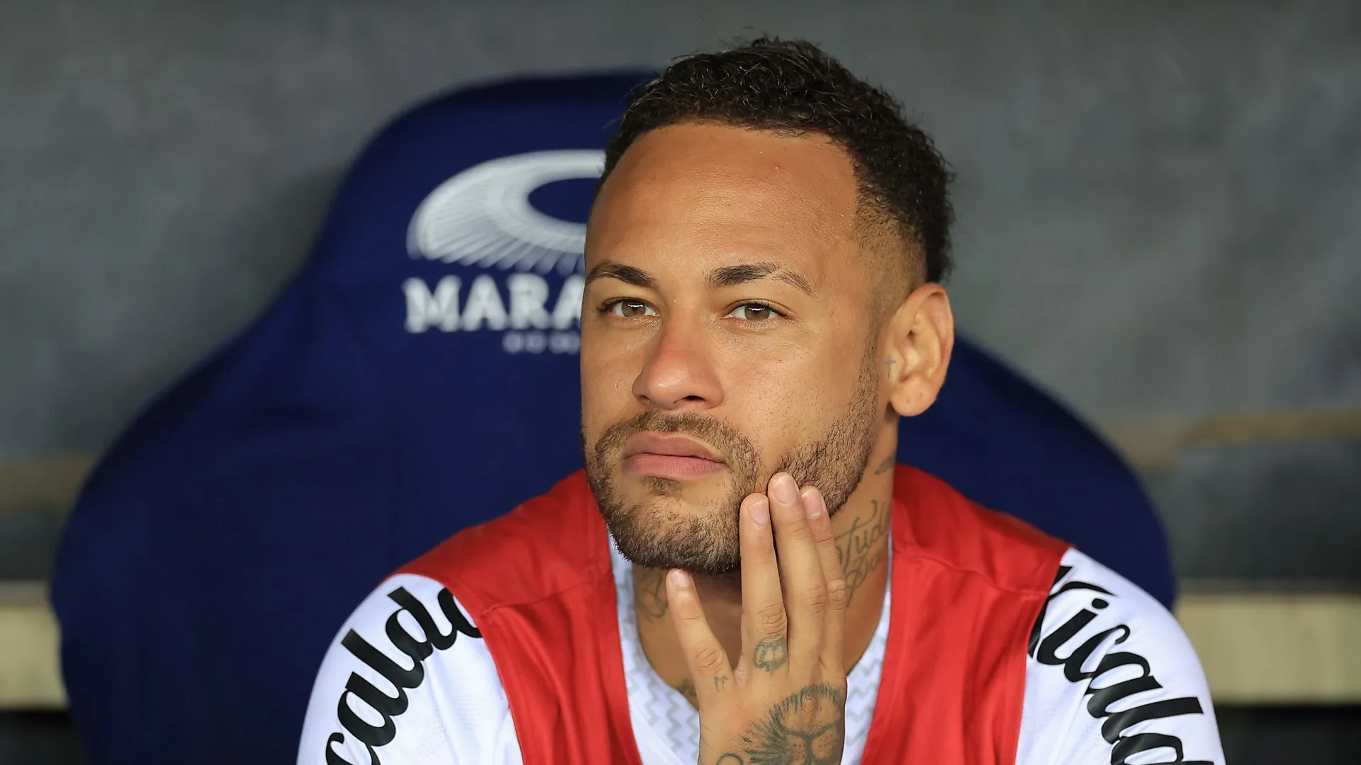 Galvão Bueno cita Pelé e alfineta Neymar sobre discussão com torcedores do Santos: “Esse é o recado”