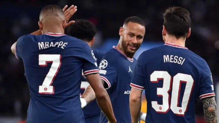 Galvão Bueno cita Neymar, Messi e Mbappé após atropelo do PSG contra o Real Madrid: “Nunca jogou parecido”