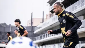 Neymar é testado em nova função no Santos e torcedores apoiam Cléber Xavier: “Acerta o treinador”