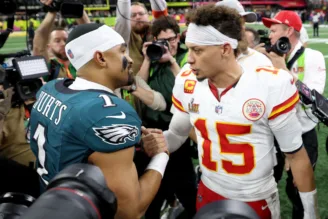 Patrick Mahomes e Jalen Hurts