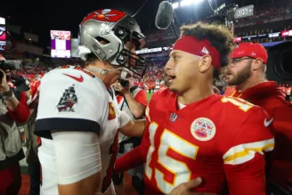 Patrick Mahomes e Tom Brady