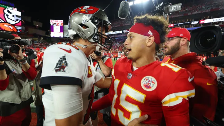 Mahomes, dos Chiefs, revela que recebeu conselhos de Tom Brady: “Ele não tem obrigação de fazer isso” Mahomes, dos Chiefs, revela que recebeu conselhos de Tom Brady: “Ele não tem obrigação de fazer isso”