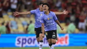 Patrick Mercado vira destaque em Independiente del Valle x Vasco e torcida do Flamengo avisa: “Abre o olho, Boto”