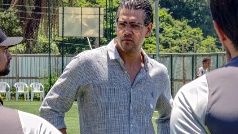 Paulo Bracks comenta importância de time feminino para projeto do Atlético-MG: “Não vai deixar de ter nossa atenção” 