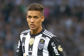 Corinthians tenta contratação de Pedrinho e Luis Fabiani revela entrave com o Shakthar Donetsk: “Negócio ainda frio”