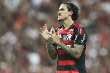 Luxemburgo reprova Pedro no banco do Flamengo e aconselha Filipe Luís: “Bota o cara e repete”