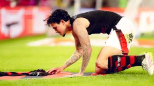 Ana Thaís crítica atitude de Pedro após volta ao Flamengo: “Por pensamentos assim tem jogador ferrado da cabeça”