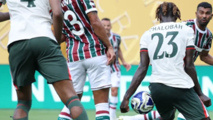 Fluminense e torcedores ficam incrédulos com pênalti anulado contra o Chelsea: “Assalto no Mundial” Fluminense e torcedores ficam incrédulos com pênalti anulado contra o Chelsea: “Assalto no Mundial”