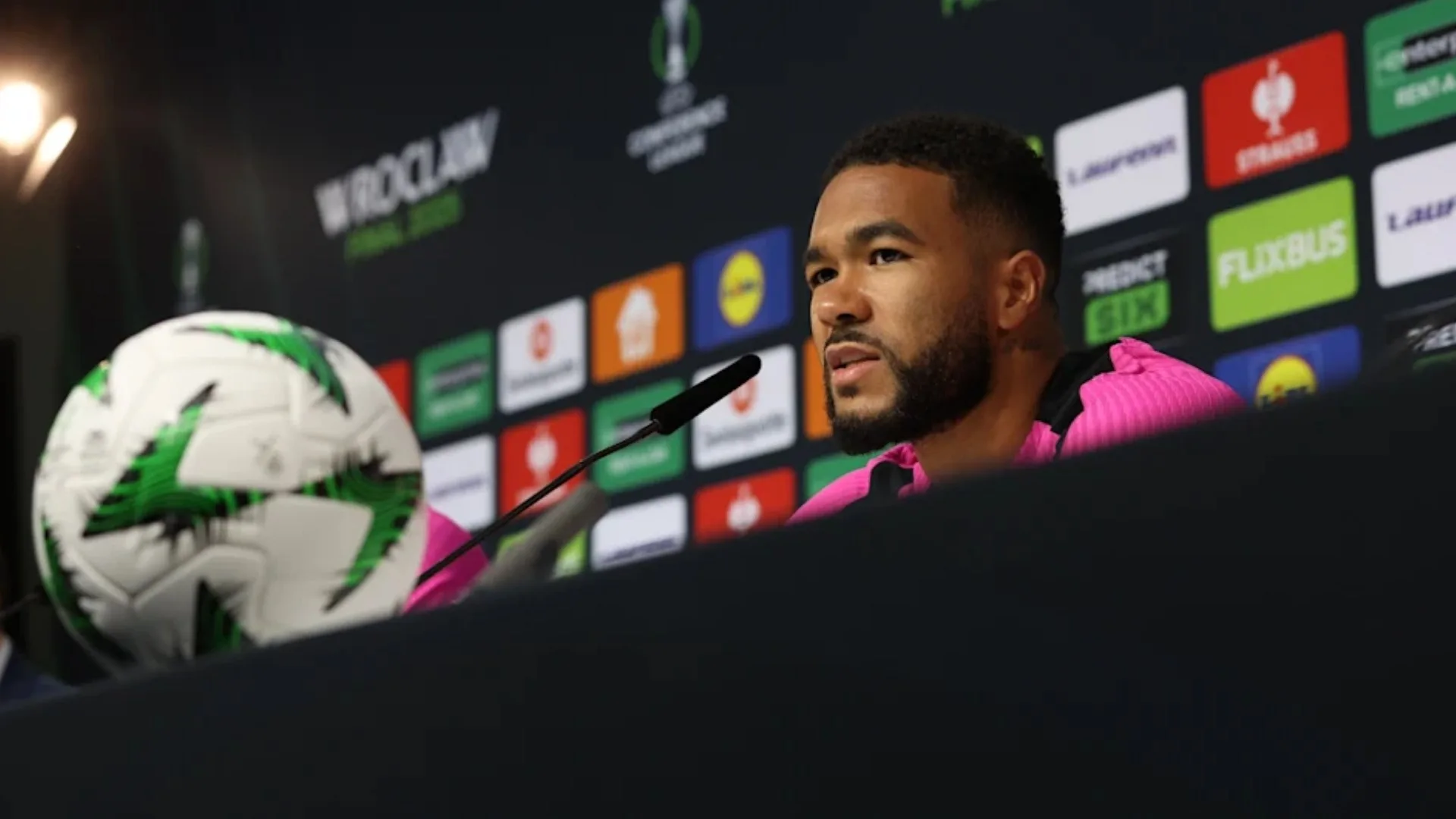 Reece James descarta clima amistoso com Estêvão em Palmeiras x Chelsea no Mundial: “Não tem amizade”