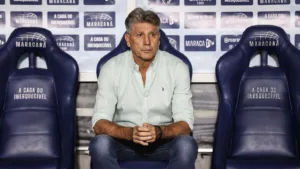 Renato Gaúcho reclama do calendário e aponta falha em derrota do Fluminense no clássico: “Nós pagamos caro”