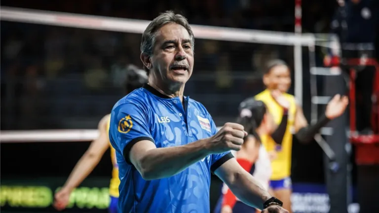 Peru vence o Brasil no vôlei feminino após 32 anos com técnico brasileiro Rizola, acostumado a quebrar tabus