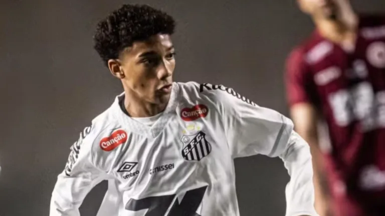 Leão cobra sequência para Robinho Jr antes de Santos x Flamengo no Brasileirão: “Se guardar muito dá mofo”