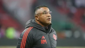 Internacional anuncia oficialmente a demissão de Roger Machado depois da derrota no Gre-Nal: “Momento é difícil”