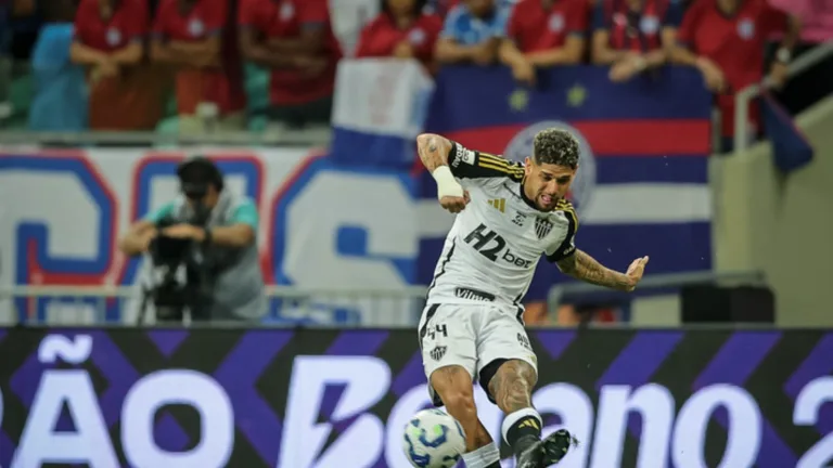 Torcedores do Atlético-MG reagem a proposta do futebol russo por Rubens: “Tem que vender”
