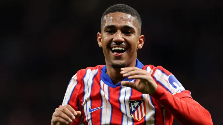 Samu Lino fica perto de assinar com o Flamengo e terá salário de mais de R$ 8 milhões no Rubro Negro