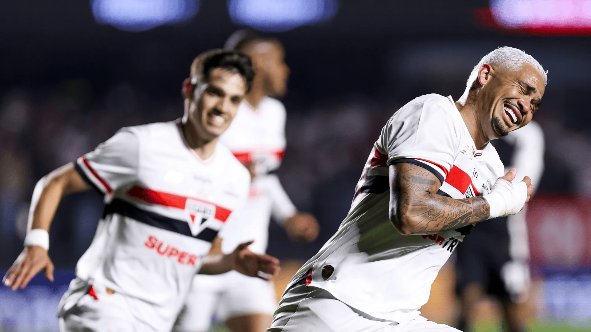São Paulo se afasta de rebaixamento no Brasileirão e Sport vê chances de queda chegar a 92%