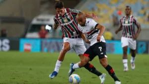 Globo e Record transmitem ao vivo três jogos do Brasileirão no domingo (27/07)