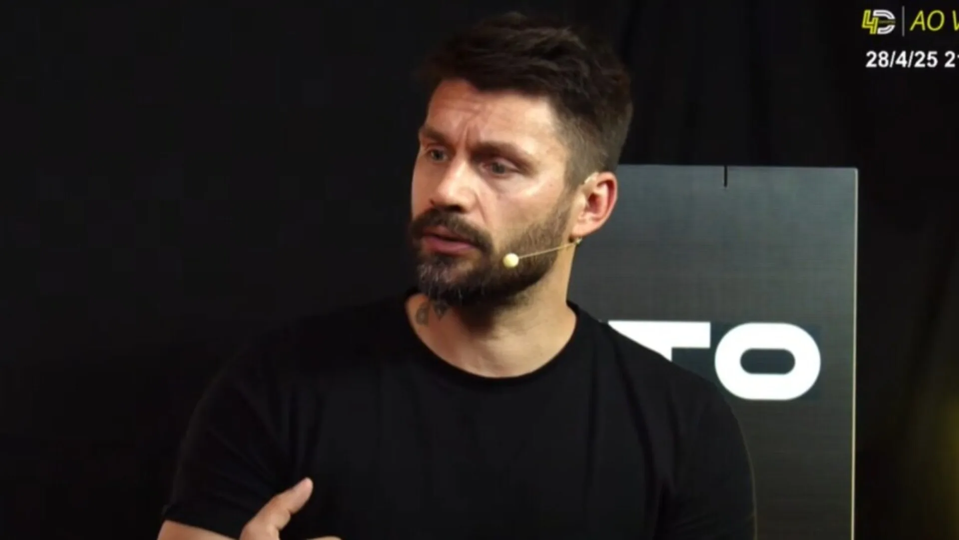 Rafael Sobis critica ‘inveja’ e diz que é nítida a evolução de Neymar: “Que seja o homem da Copa”