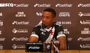 Thiago Mendes comemora chegada ao Vasco e revela que ficou “preso” no Catar: “Não me liberaram antes”