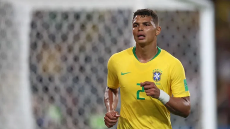 Dedé manifesta apoio ao retorno de Thiago Silva, do Fluminense, à seleção brasileira: “Nunca deveria ter saído” 