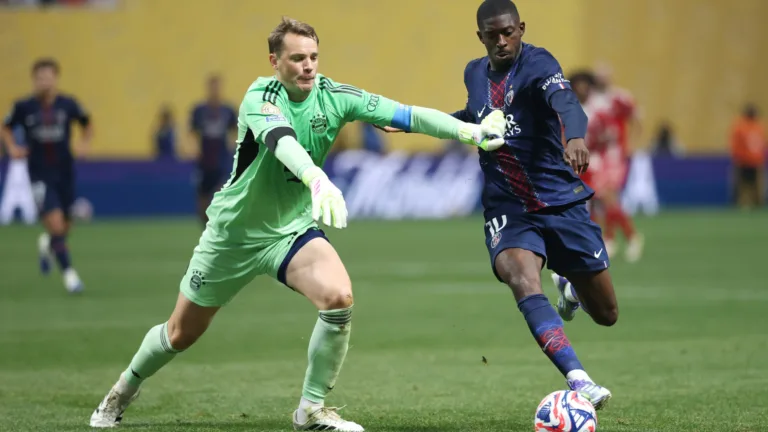 Torcida do Flamengo reage após lance bizarro de Neuer em PSG x Bayern no Mundial: “Jogando igual o Muralha”