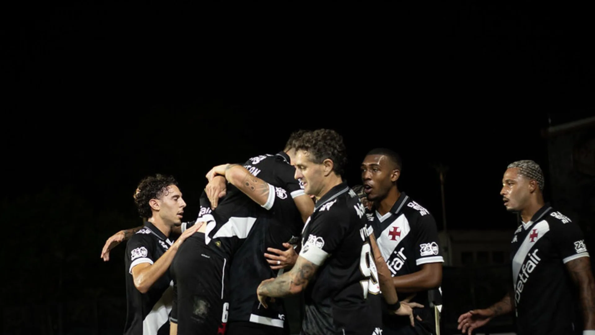 Rizek indica “condenação” da torcida do Vasco após empate na Copa do Brasil: “É tudo sofrido”