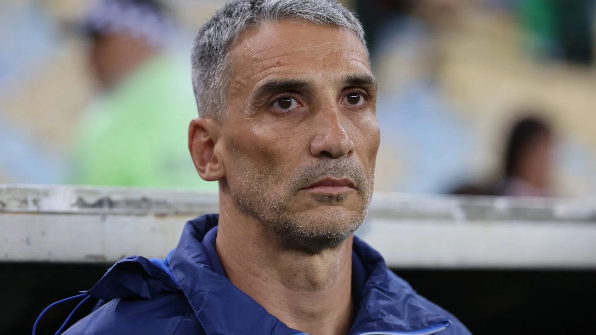 Torcedores do Santos apontam ‘fim da linha’ para Cléber Xavier e pedem novo técnico: “Vojvoda para ontem”