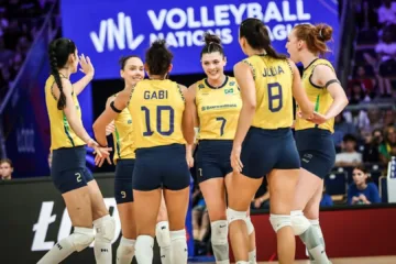 Brasil x Japão pela semifinal da Liga das Nações (VNL): onde assistir, horário e informações do vôlei feminino