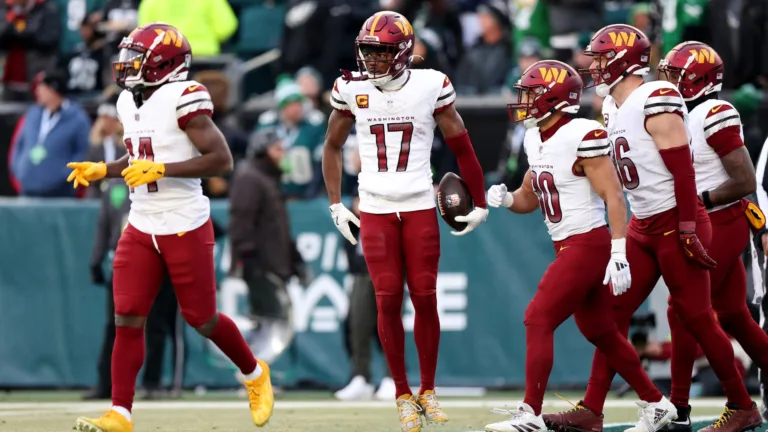 Donald Trump exige mudança de nome no Washington Commanders e ameaça quebrar acordo por estádio