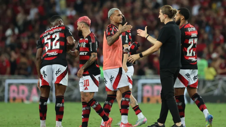 Perto da Roma, Wesley pode aumentar número de desfalques do Flamengo contra o São Paulo no Brasileirão