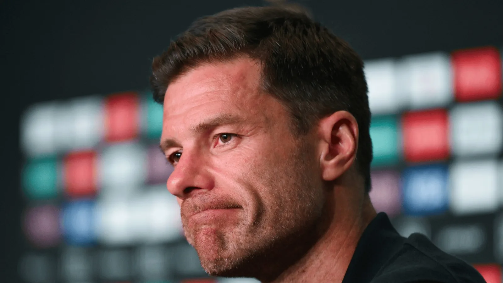 PSG atropela o Real Madrid em atuação de gala e Xabi Alonso responde: “Agora dói bastante”