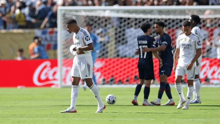 Primeiro reencontro de Mbappé com o PSG tem participação discreta, goleada do Real Madrid e eliminação no Mundial Primeiro reencontro de Mbappé com o PSG tem participação discreta, goleada do Real Madrid e eliminação no Mundial